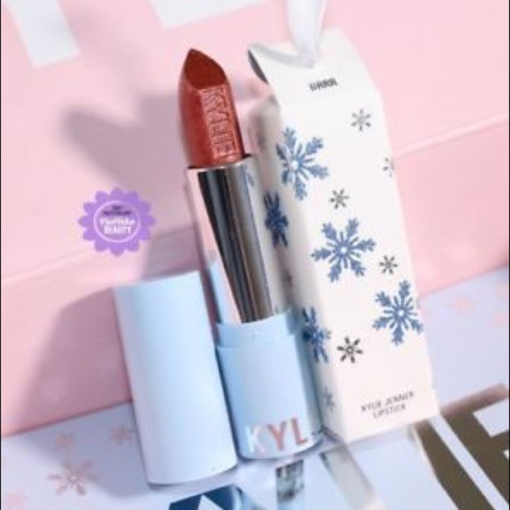 Kylie BRRR lipstick